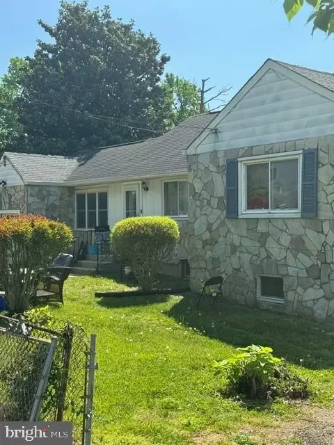 6609 Drylog St, Capitol Heights, MD 20743