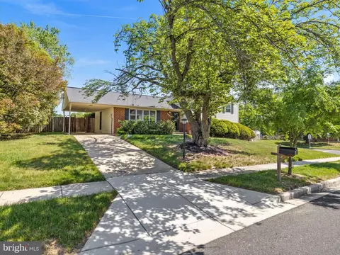 10802 Joyceton Dr, Marlboro, MD 20774