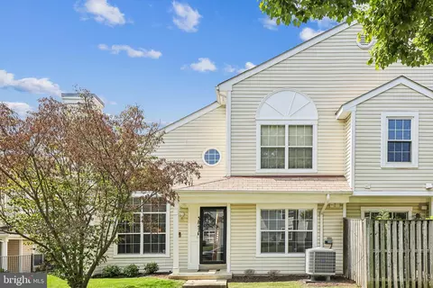3847 Eaves Ln #156, Bowie, MD 20716