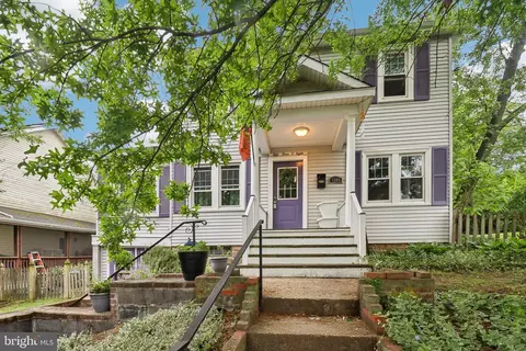 5308 42nd Ave, Hyattsville, MD 20781