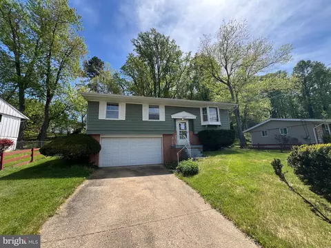 6607 Wilburn Dr, Capitol Heights, MD 20743