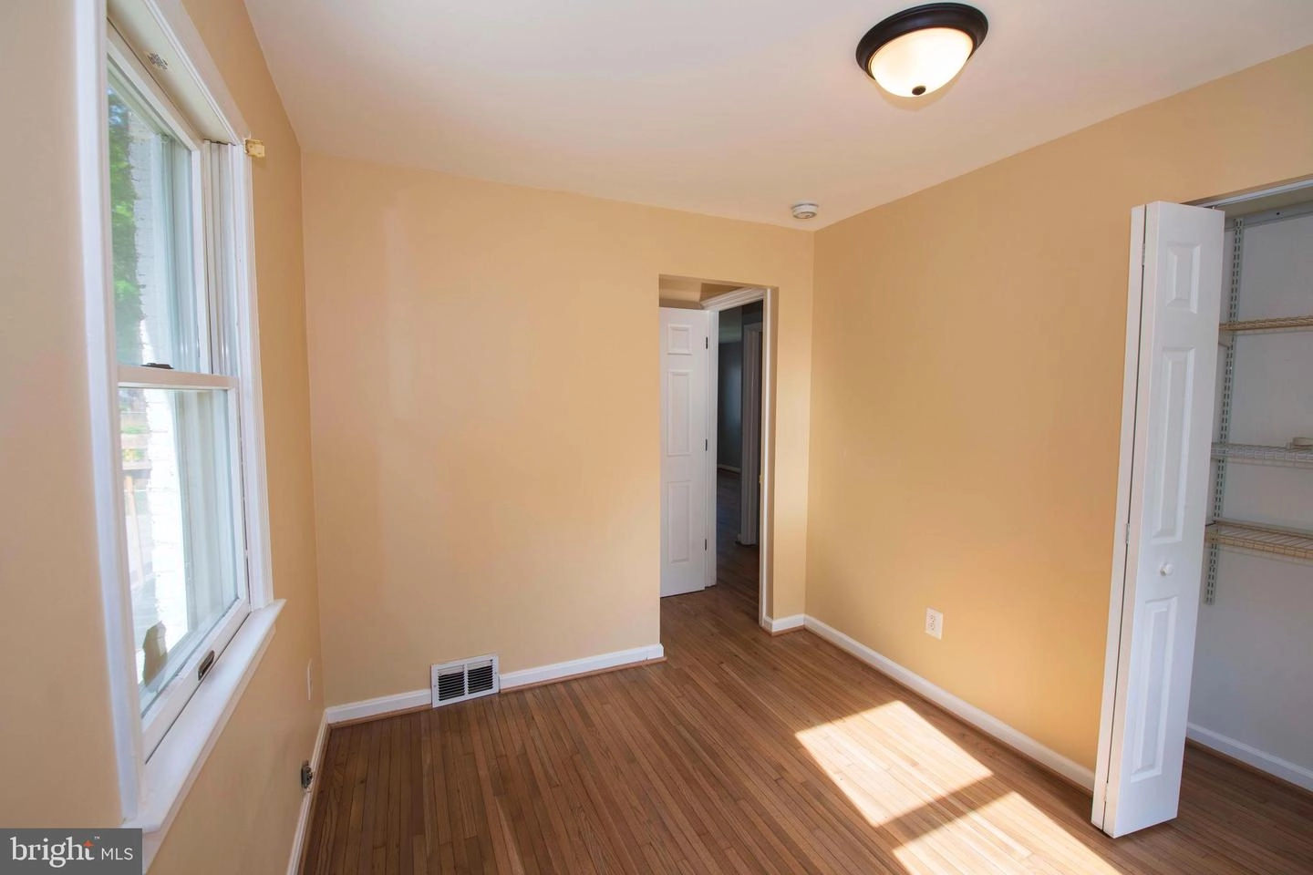 Bedroom - 9424 Washington Blvd, Lanham, MD 20706 photo 3 of 5