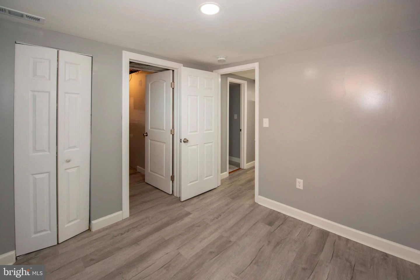 Entry Way - 9424 Washington Blvd, Lanham, MD 20706 photo 3 of 4