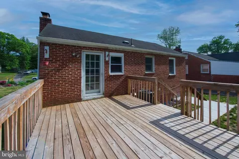 Exterior - 9424 Washington Blvd, Lanham, MD 20706 photo 3 of 8