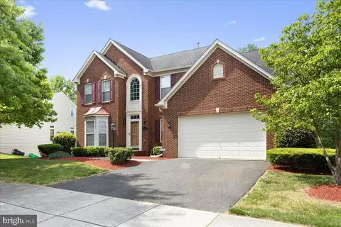 11601 Carriage Crossing Dr, Marlboro, MD 20772