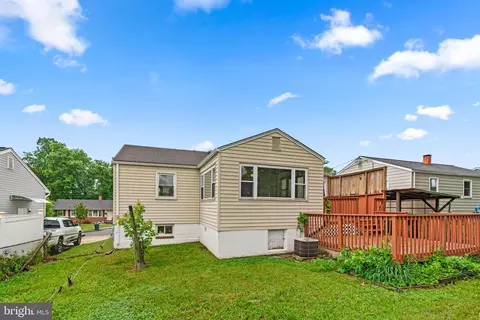 Exterior - 7308 Oliver St, Lanham, MD 20706 photo 8 of 10
