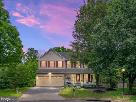 8500 Topaz Ct, Clinton, MD 20735