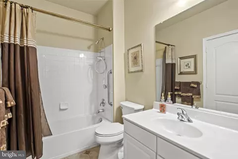 13214 Rabbit Chase Rd, Laurel, MD 20707 photo 12