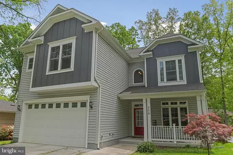 Exterior - 608 Laurel Ave, Laurel, MD 20707 photo 3 of 6