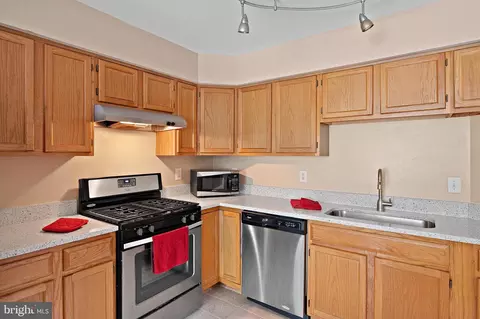 Kitchen - 823 Postwick Pl, Bowie, MD 20716 photo 2 of 3