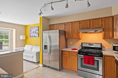 Kitchen - 823 Postwick Pl, Bowie, MD 20716 photo 3 of 3