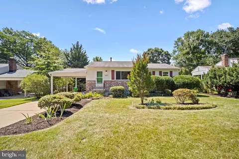 6409 Sandy St, Laurel, MD 20707