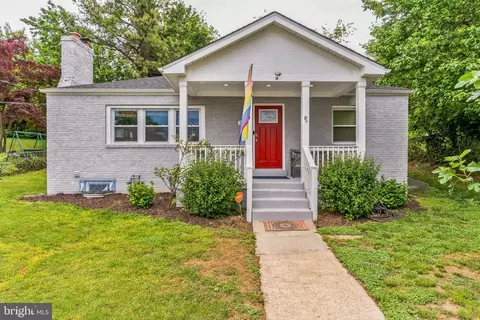 3914 Ellis St, Capitol Heights, MD 20743