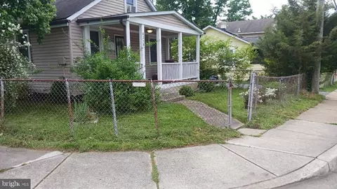 6319 Seat Pleasant Dr, Capitol Heights, MD 20743