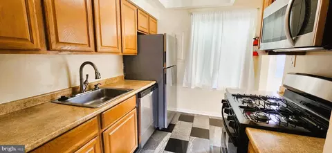 10213 Campus Way S #28, Marlboro, MD 20774