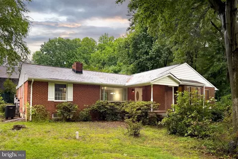 13201 Forest Dr, Bowie, MD 20715