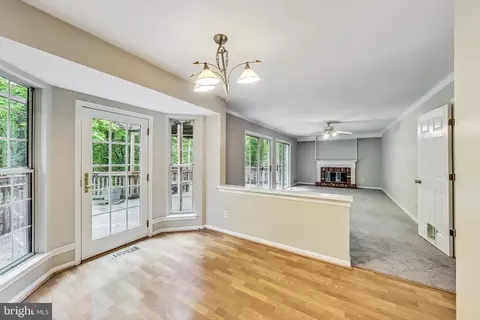 9205 Moon River Ct, Adelphi, MD 20783 photo 5