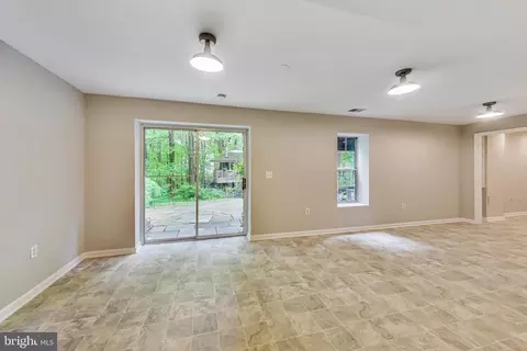 9205 Moon River Ct, Adelphi, MD 20783 photo 56