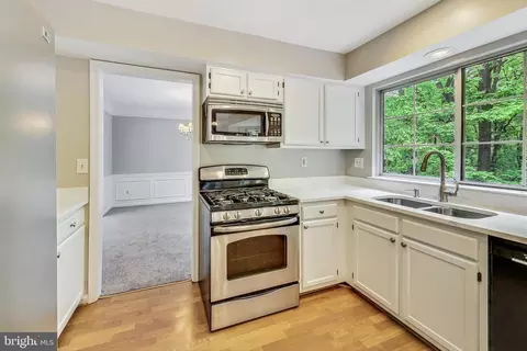 9205 Moon River Ct, Adelphi, MD 20783 photo 8