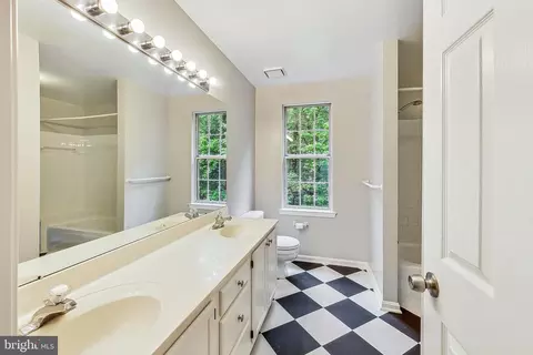 9205 Moon River Ct, Adelphi, MD 20783 photo 35