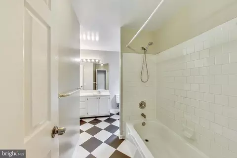 9205 Moon River Ct, Adelphi, MD 20783 photo 36