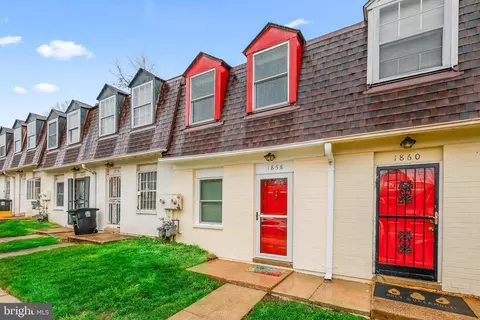 1858 Dutch Village Dr #R-272, Hyattsville, MD 20785