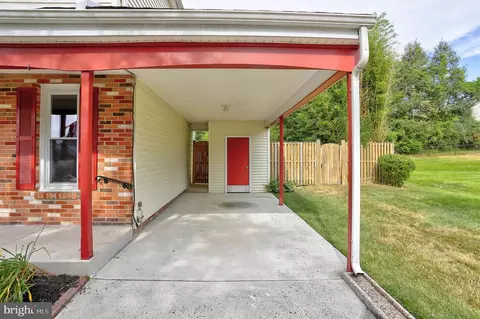 15510 Bounds Ave, Laurel, MD 20707 photo 4