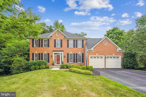 10003 Lawrence Pond Ct, Laurel, MD 20708