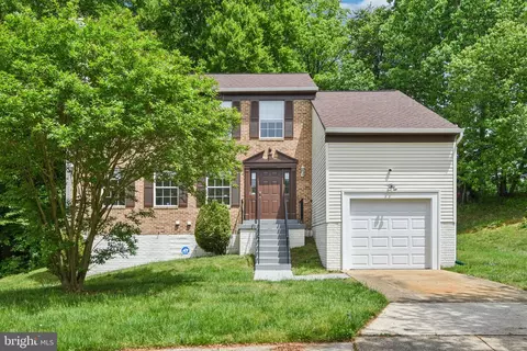 6800 Middlefield Ter, Fort Washington, MD 20744