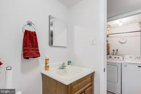 12141 Dove Cir, Laurel, MD 20708 photo 15