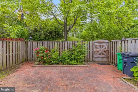 12141 Dove Cir, Laurel, MD 20708 photo 30