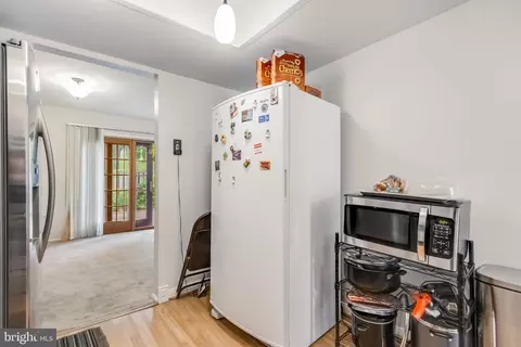 12141 Dove Cir, Laurel, MD 20708 photo 9