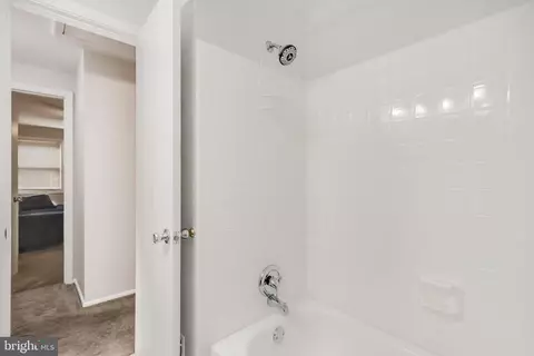 12141 Dove Cir, Laurel, MD 20708 photo 19