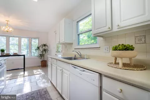 6509 Edgerton Dr, Lanham, MD 20706 photo 11