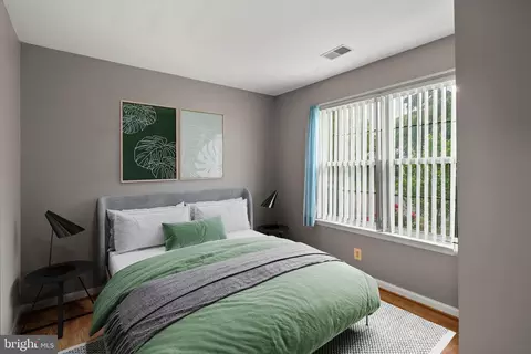 Bedroom - 7406 Berryleaf Dr, Laurel, MD 20707 photo 4 of 6