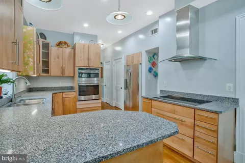 3725 35th St, Mount Rainier, MD 20712 photo 26