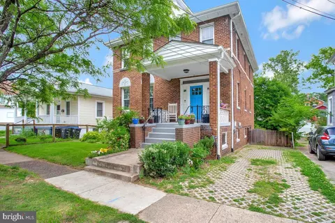 3725 35th St, Mount Rainier, MD 20712 photo 2