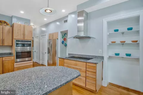 3725 35th St, Mount Rainier, MD 20712 photo 25