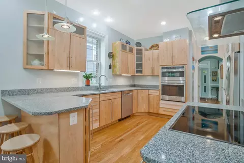 3725 35th St, Mount Rainier, MD 20712 photo 24