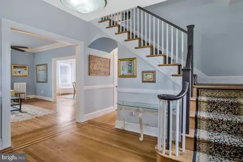 3725 35th St, Mount Rainier, MD 20712 photo 9