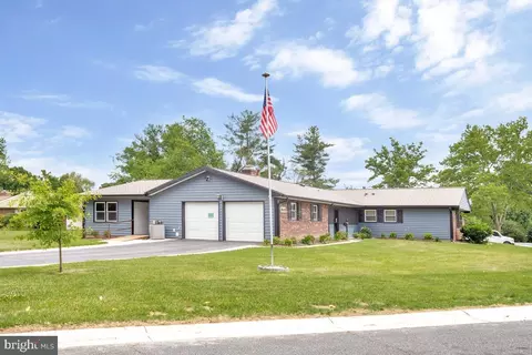 3805 Waldorf Way, Bowie, MD 20715