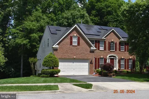 12400 Crystal Pond Ct, Marlboro, MD 20772