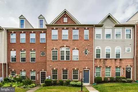 6324 Santo Pl, Capitol Heights, MD 20743