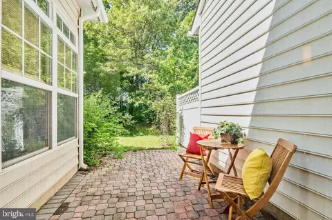 13132 Brooktree Ln, Laurel, MD 20707 photo 11