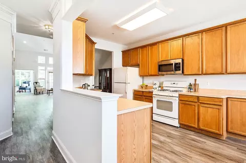 13132 Brooktree Ln, Laurel, MD 20707 photo 8