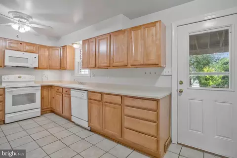 503 A Montgomery St, Laurel, MD 20707 photo 8