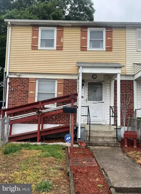 5818 Shoshone Dr, Oxon Hill, MD 20745