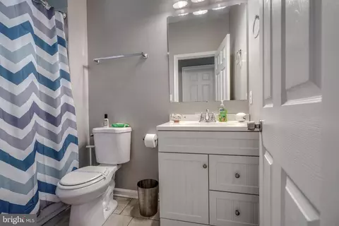 Bath - 11811 Old Fort Rd, Fort Washington, MD 20744 photo 5 of 10