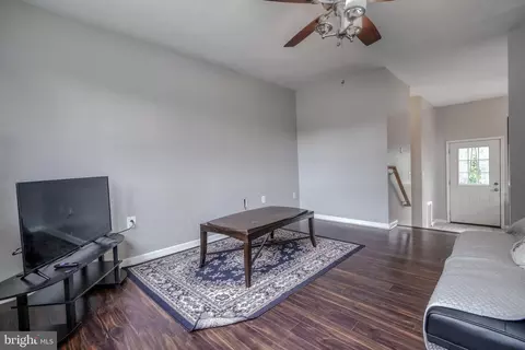 Entry Way - 11811 Old Fort Rd, Fort Washington, MD 20744 photo 11 of 12