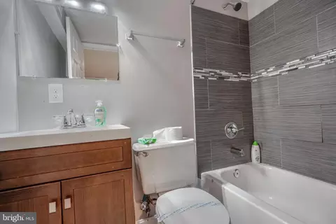 Bath - 11811 Old Fort Rd, Fort Washington, MD 20744 photo 9 of 10